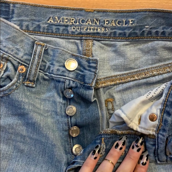 ⚡️SALE⚡️ American Eagle Destroyed Jeans - Picture 3 of 5